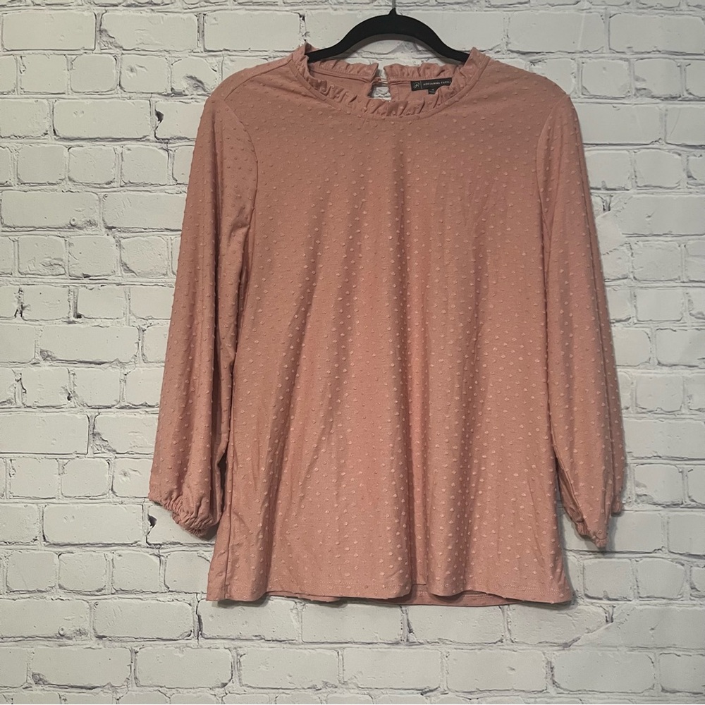 Adrianna Papell Knit Clip Dot Ruffle Neck Top Size Medium Blush Pink Blouse